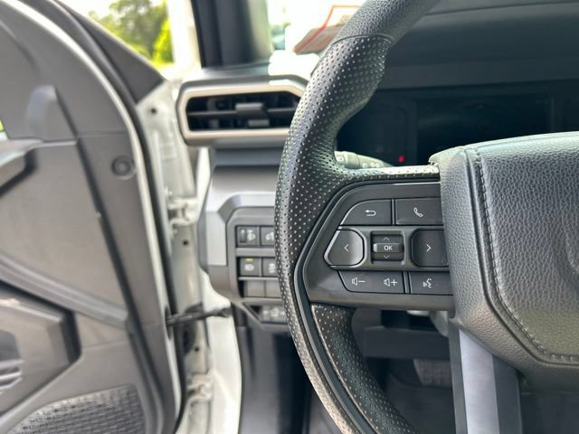 Used 2024 Toyota Tacoma SR5 AWD/4WD image 21