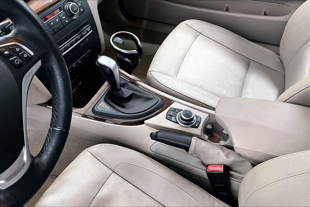 Used 2012 BMW 128i Convertible RWD image 14