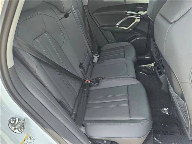 New 2025 Audi Q5 Premium Plus image 15