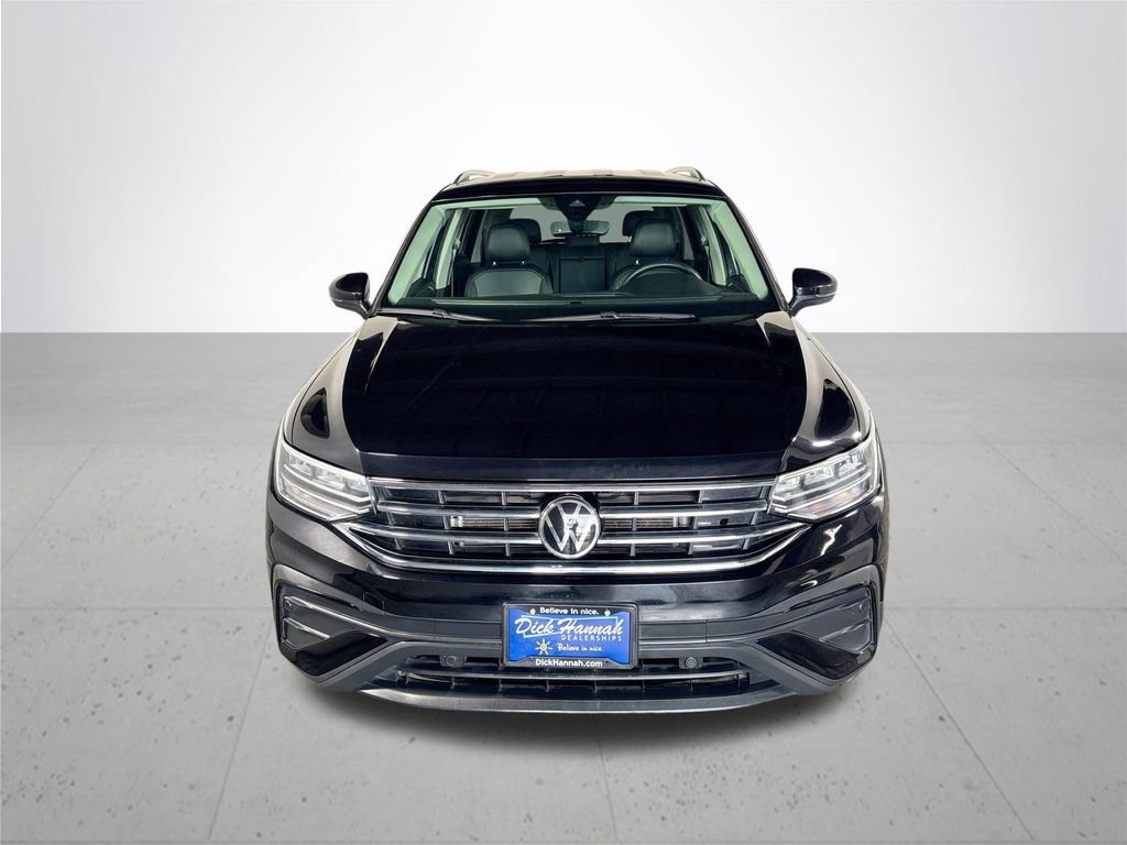 Certified 2022 Volkswagen Tiguan SE image 3