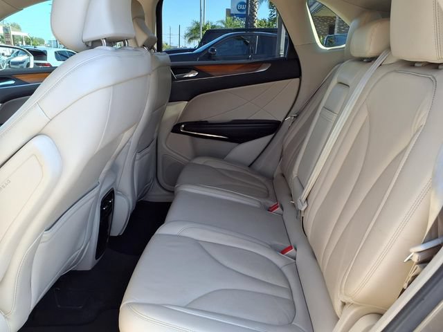Used 2017 Lincoln MKC Select w/ Select Plus Package FWD image 23