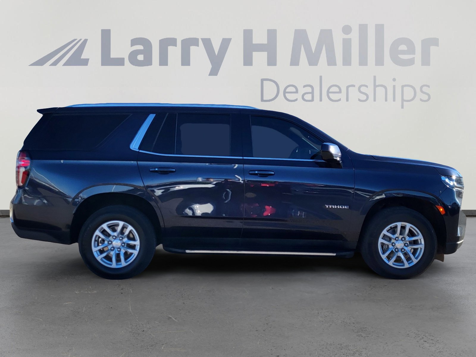 Used 2023 Chevrolet Tahoe LS image 6