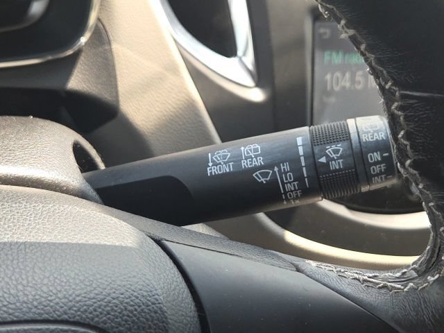Used 2016 Chevrolet Trax LTZ FWD image 35