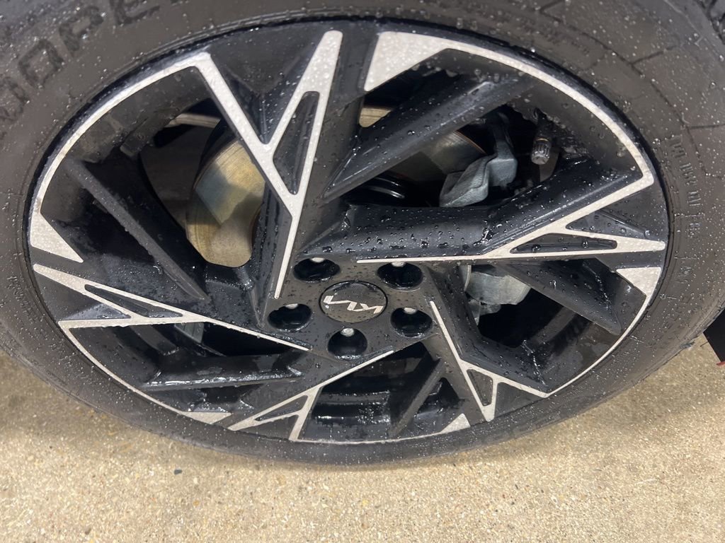 Certified 2025 Kia K5 GT-Line image 36