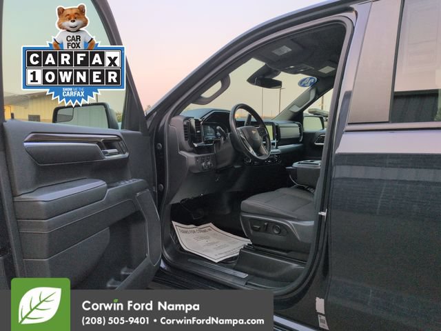 Used 2024 Chevrolet Silverado 1500 LT AWD/4WD image 9