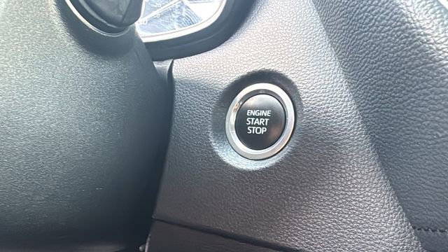 Used 2024 Toyota Corolla SE image 6