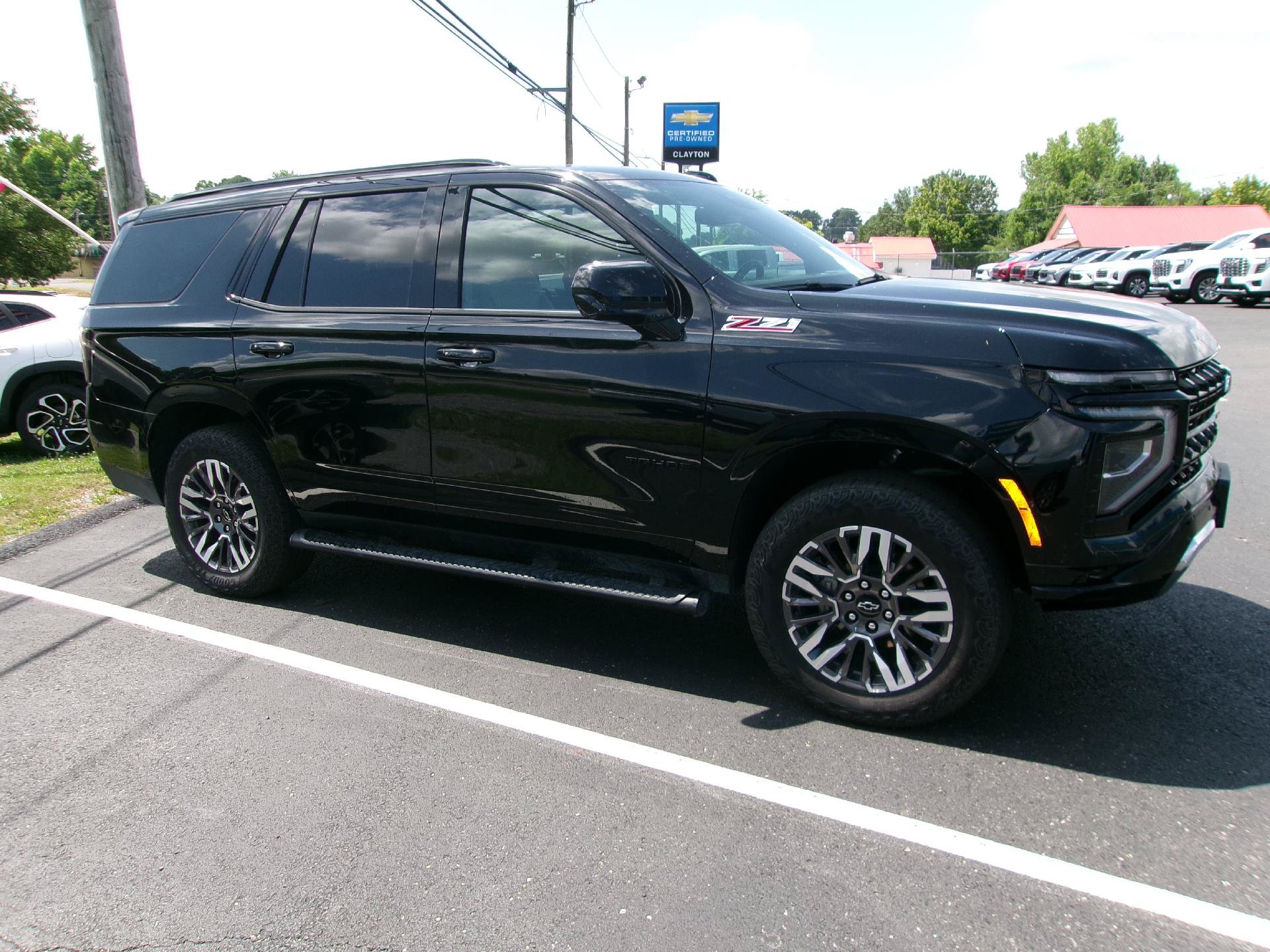 Certified 2025 Chevrolet Tahoe Z71 AWD/4WD image 17