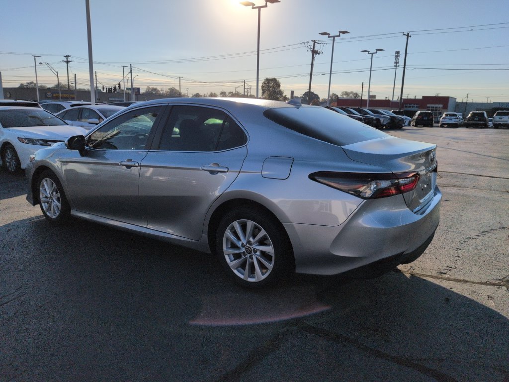 Used 2024 Toyota Camry LE w/ Convenience Package FWD image 3