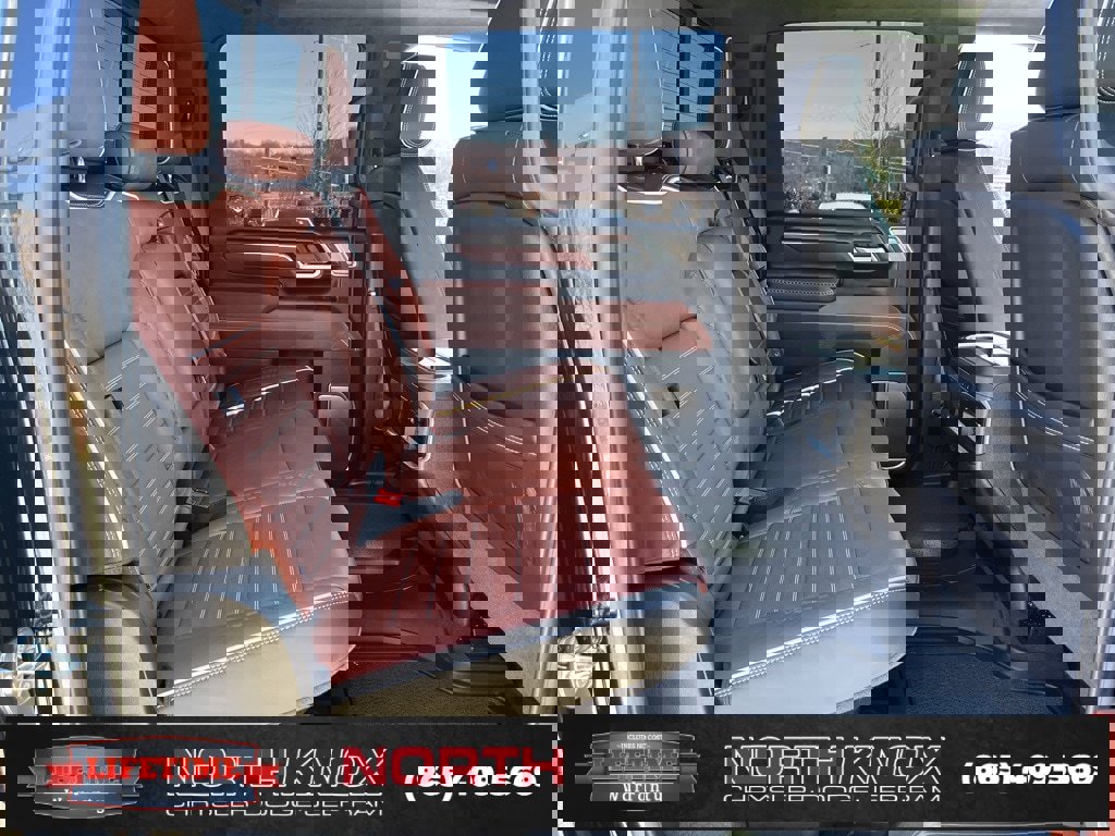 Used 2025 GMC Sierra 2500 Denali Ultimate image 24