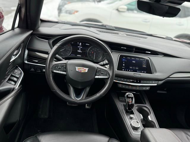 Used 2022 Cadillac XT4 Sport image 8