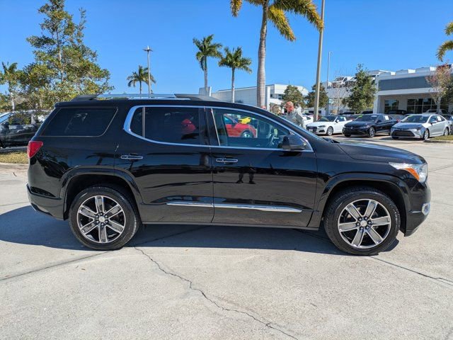 Used 2017 GMC Acadia Denali w/ Technology Package image 3