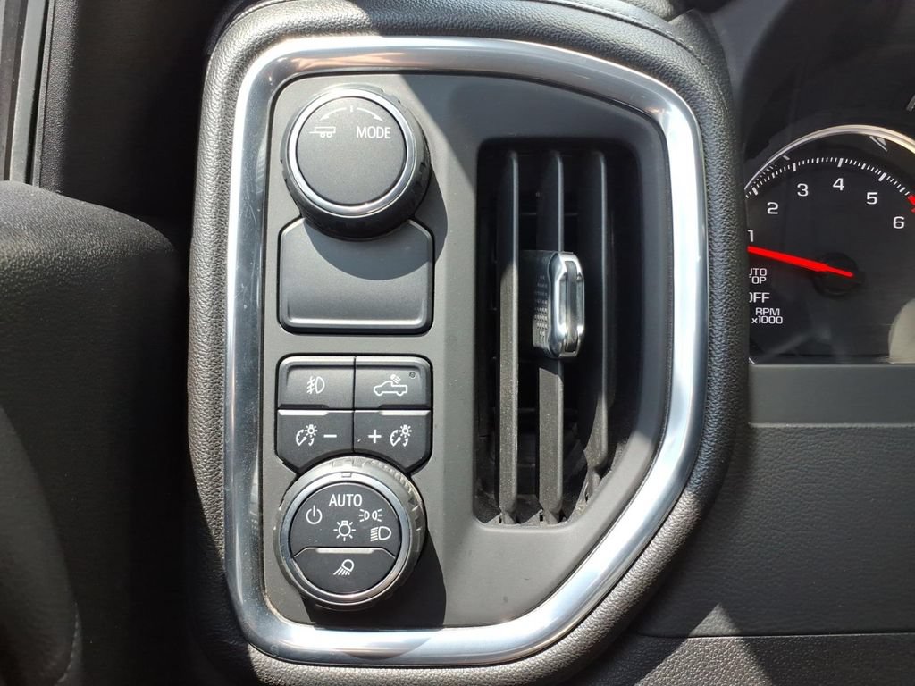 Used 2021 Chevrolet Silverado 1500 LTZ RWD image 18
