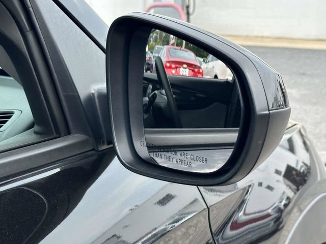 Used 2025 Chevrolet TrailBlazer LT AWD/4WD image 28
