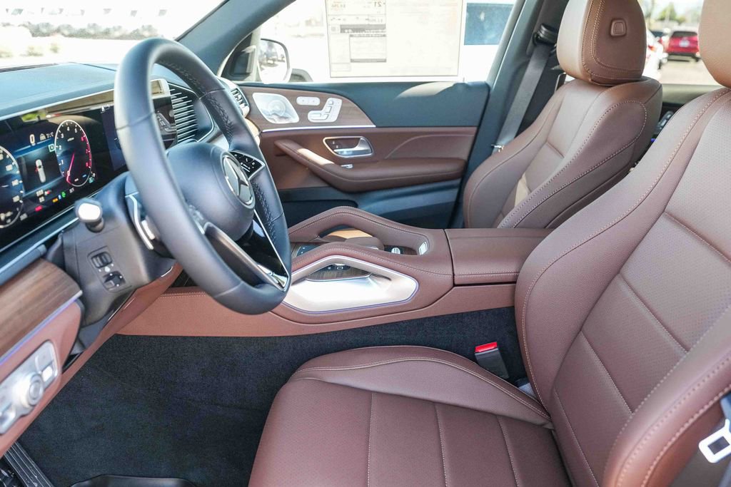 New 2026 Mercedes-Benz GLS 450 4MATIC image 18