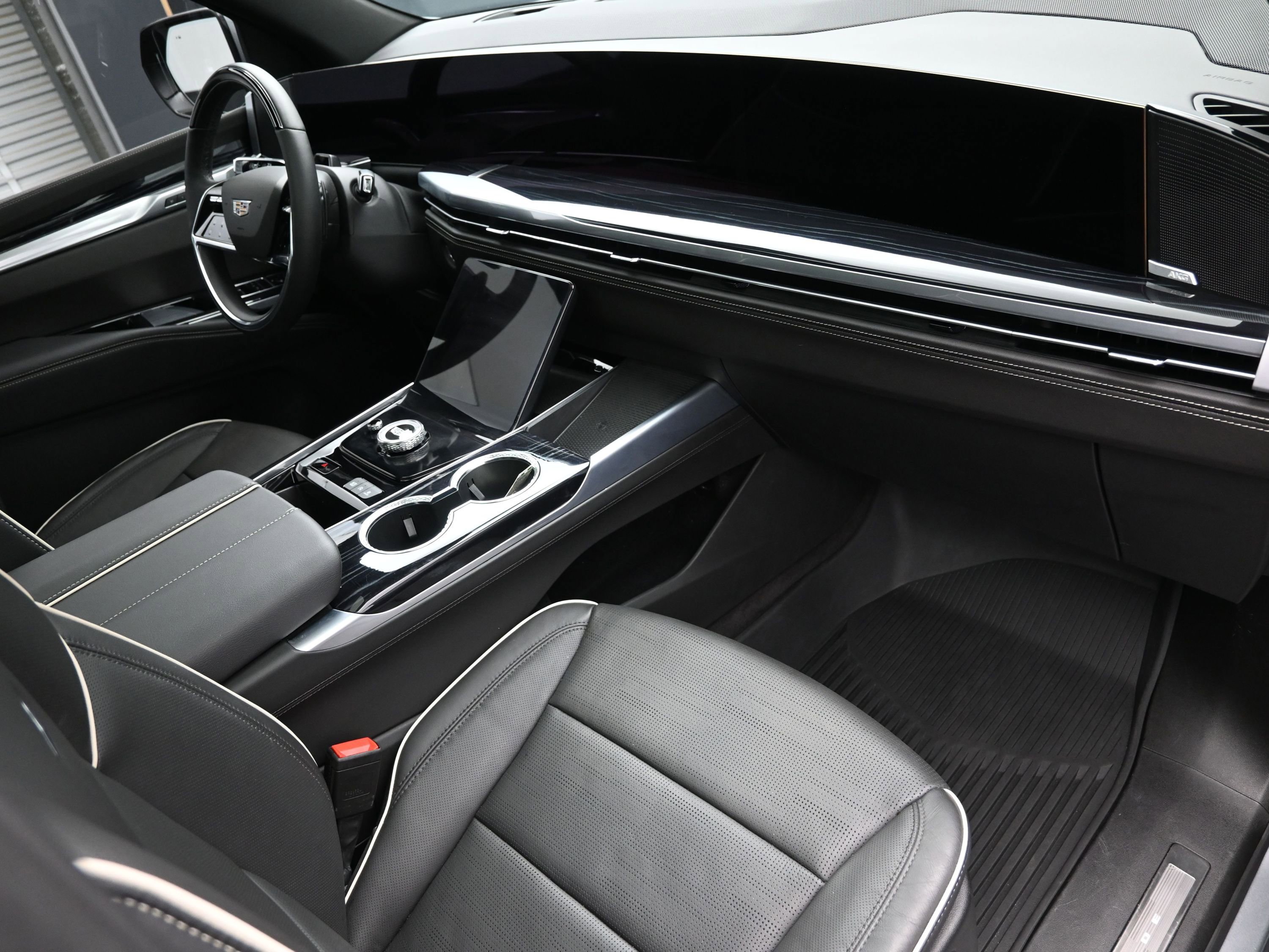 Used 2026 Cadillac Escalade Sport w/ Touring Package image 41