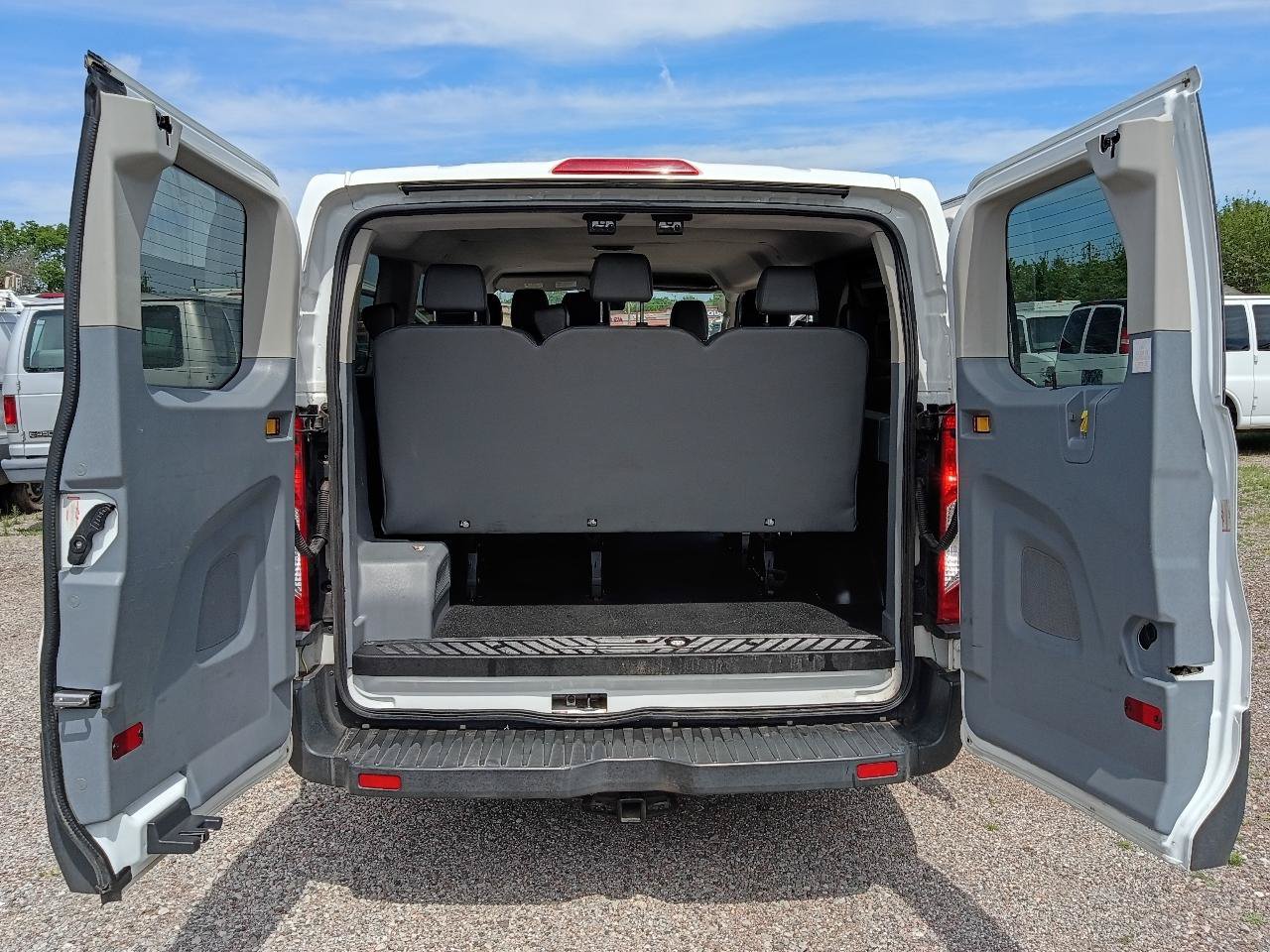 Used 2015 Ford Transit 150 XL RWD image 30