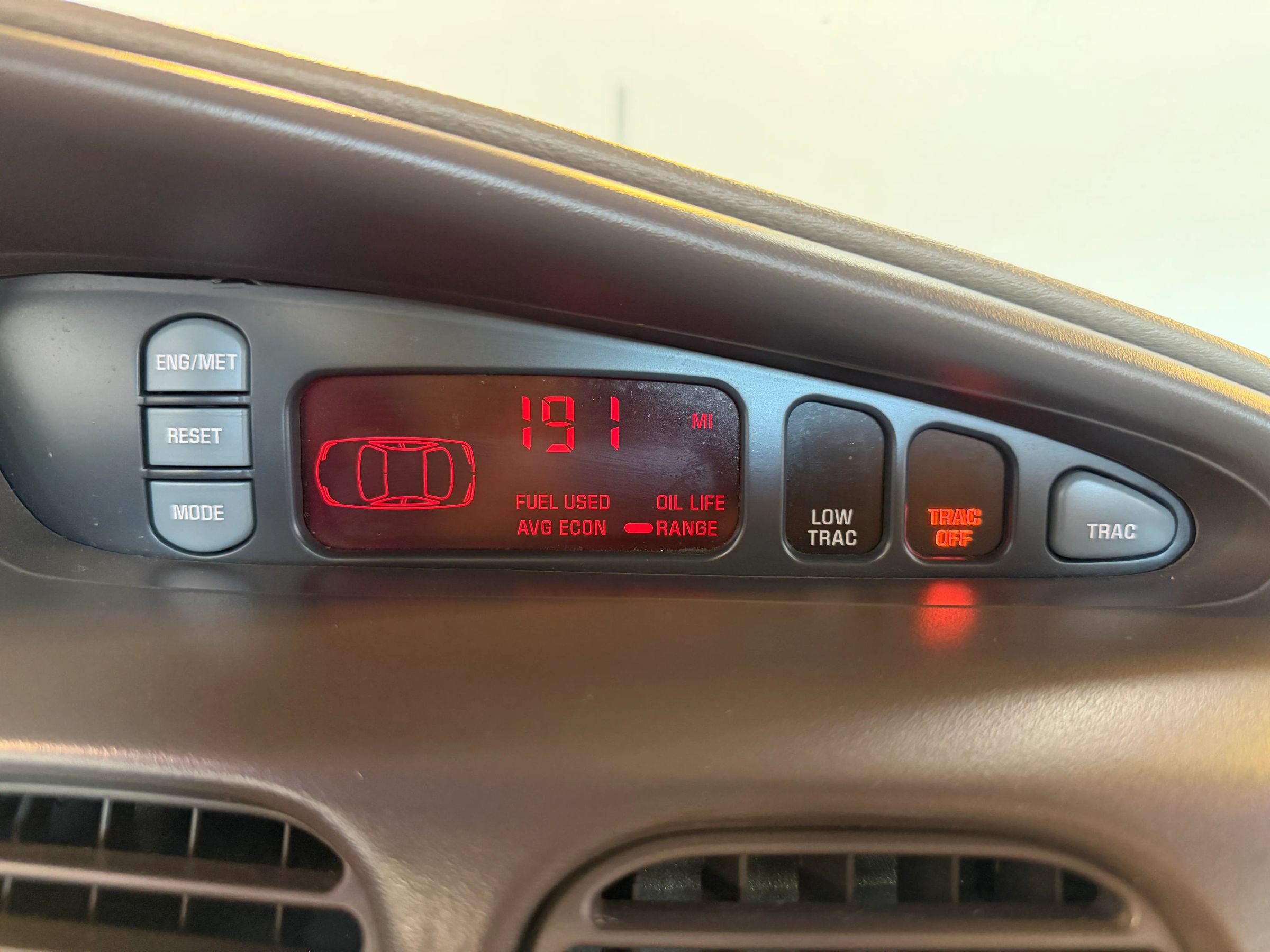 Used 2000 Pontiac Grand Prix GT w/ Opt Pkg FWD image 17