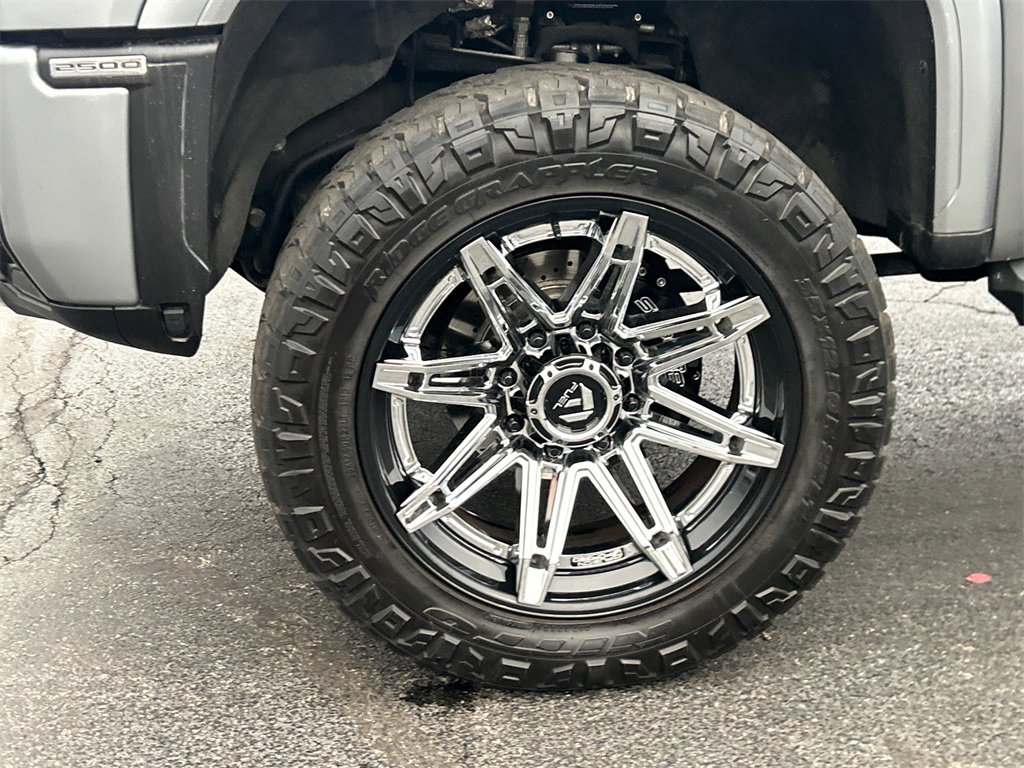 Certified 2024 GMC Sierra 2500 Denali w/ Denali Reserve Package image 11