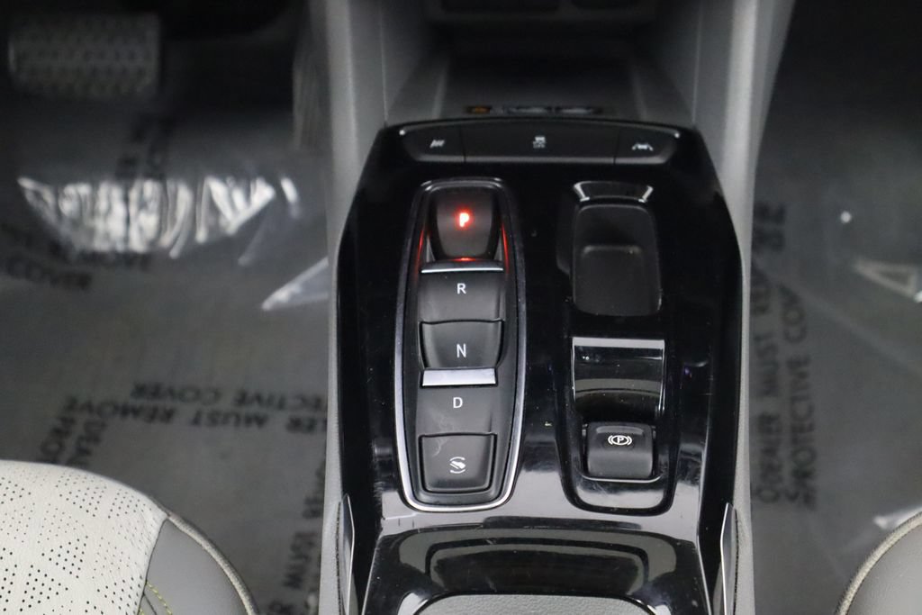 Used 2022 Chevrolet Bolt EUV Premier w/ Sun & Sound Package FWD image 32