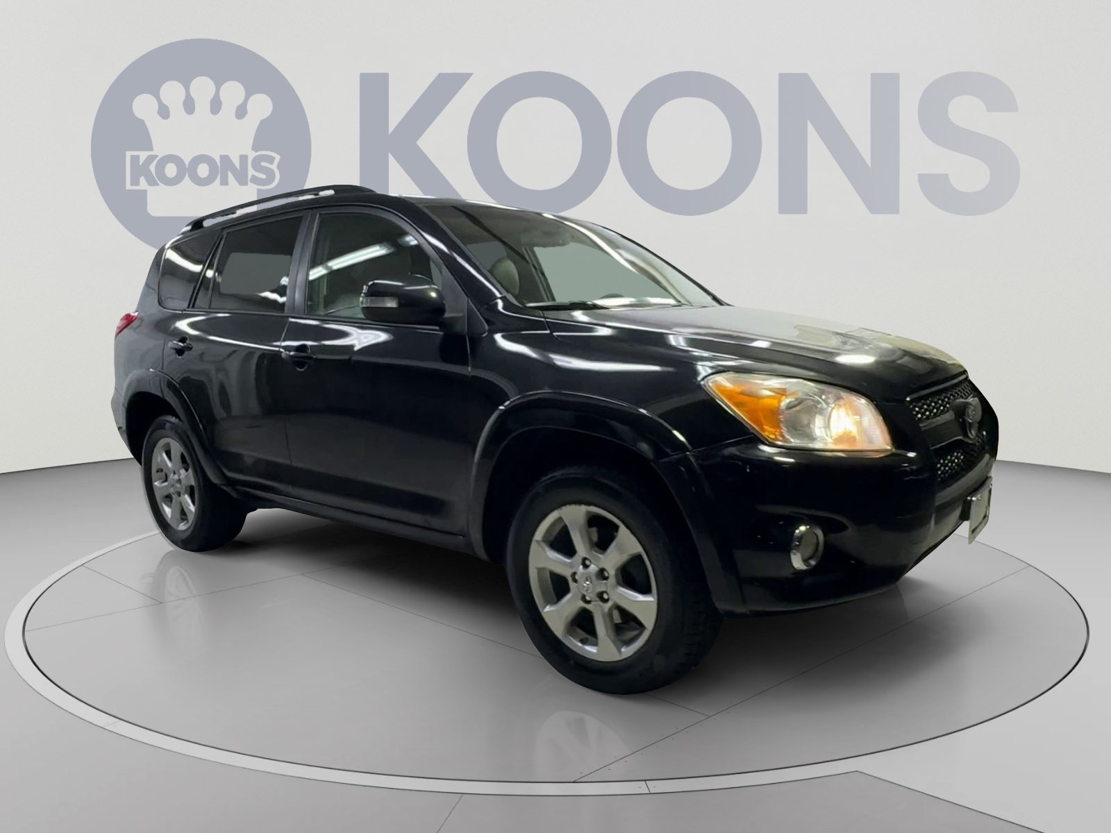 Used 2010 Toyota RAV4 Limited AWD/4WD image 2