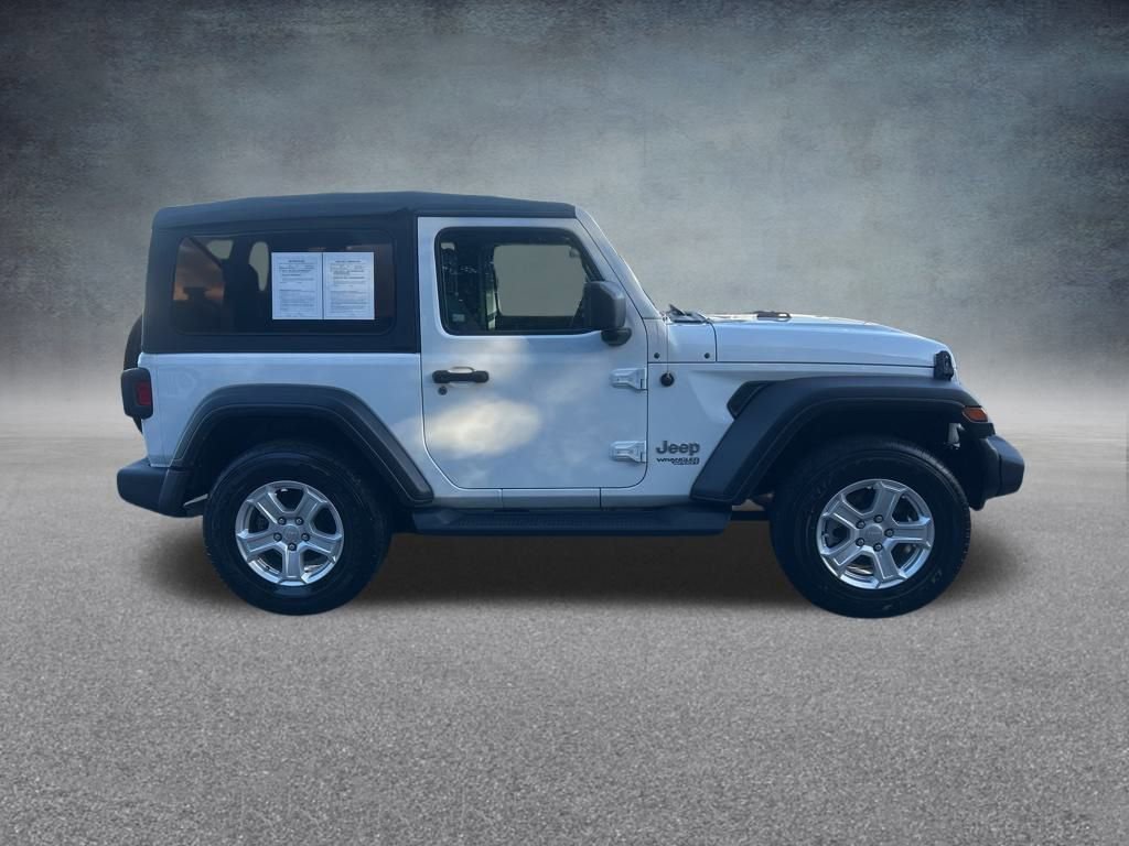 Used 2018 Jeep Wrangler Sport image 3