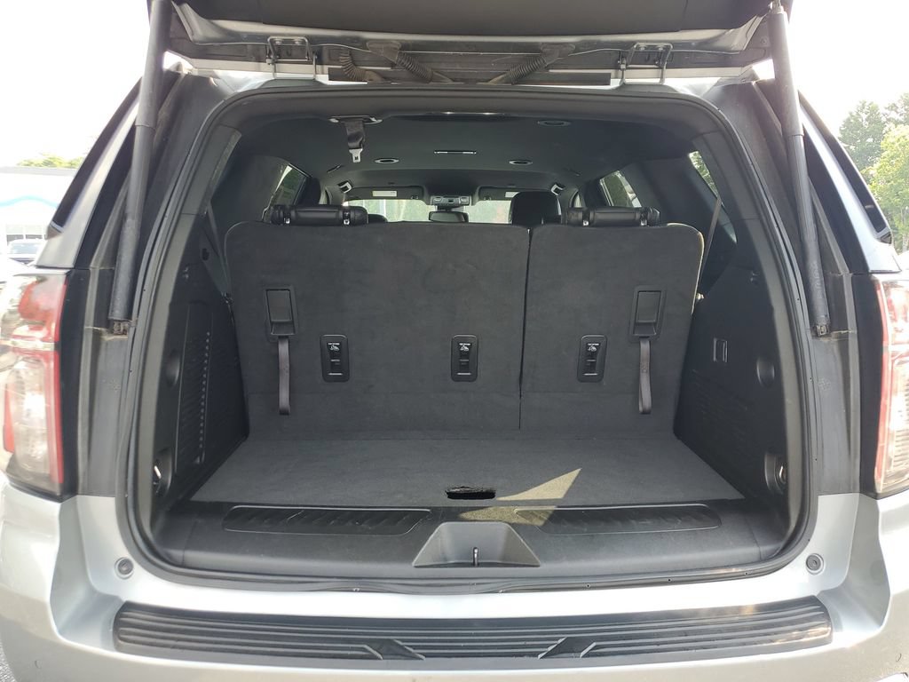 Used 2024 Chevrolet Tahoe LT RWD image 8