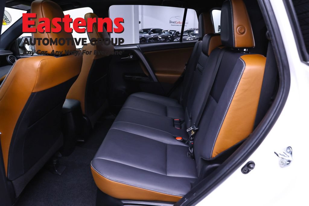 Used 2018 Toyota RAV4 SE AWD/4WD image 22