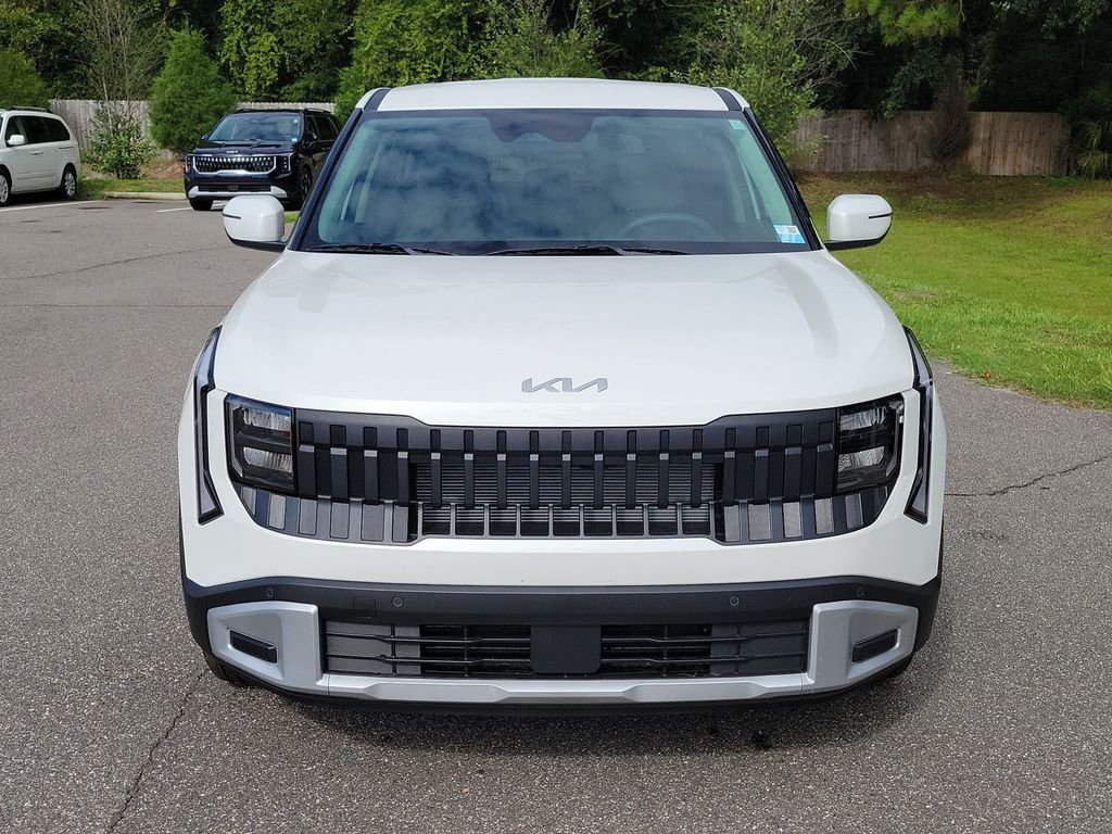 New 2027 Kia Seltos LX FWD image 2