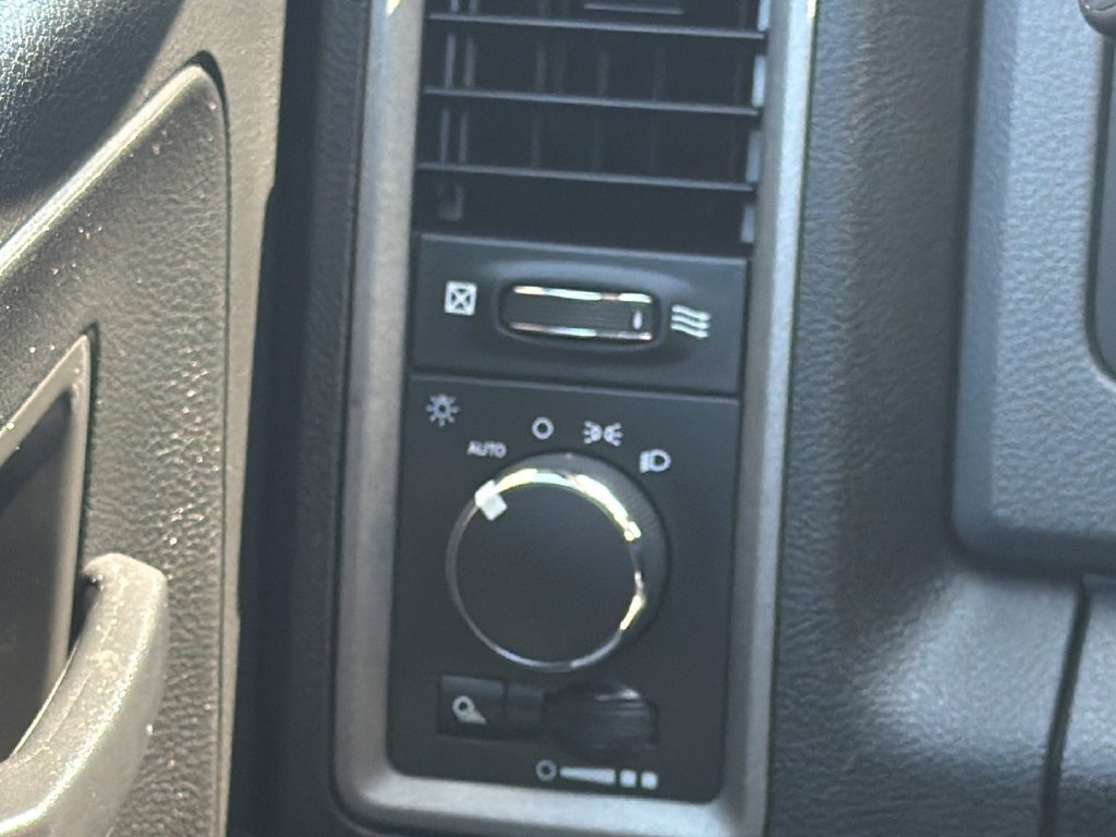 Used 2019 RAM 1500 Tradesman AWD/4WD image 20
