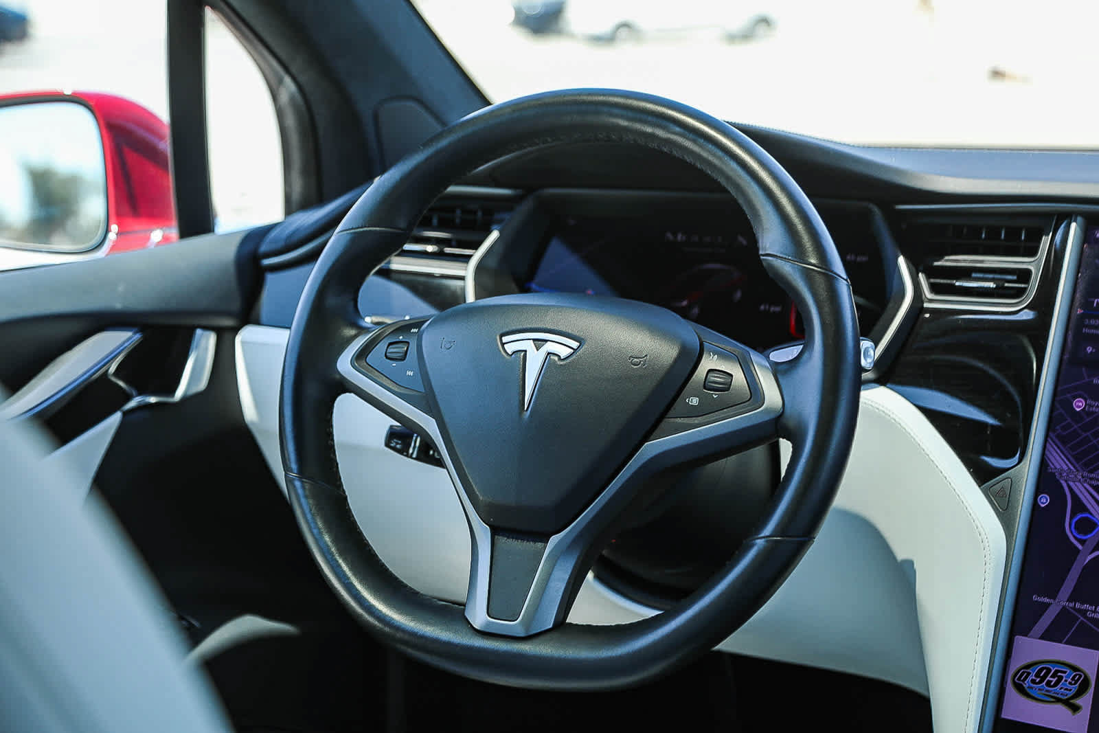 Used 2020 Tesla Model X Long Range AWD/4WD image 15