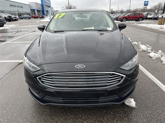 Used 2017 Ford Fusion SE w/ Fusion SE Technology Package image 6