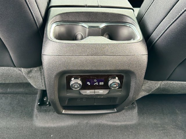 New 2026 Chevrolet Traverse LT FWD image 27