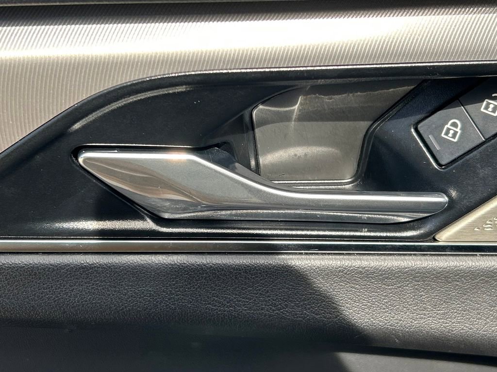 Used 2024 Jaguar F-PACE R-Dynamic S image 25