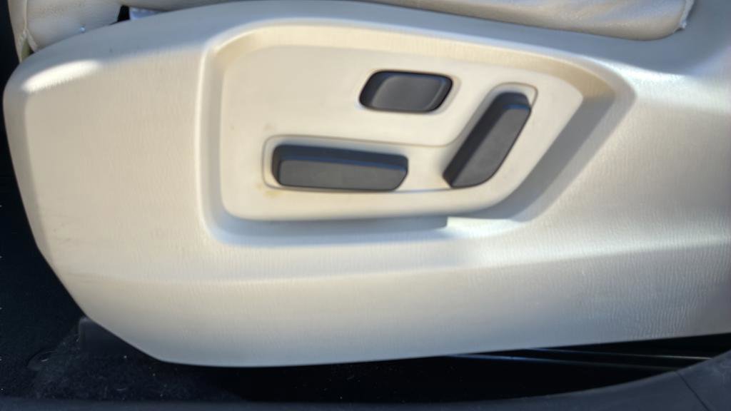 Used 2018 MAZDA CX-9 Touring w/ Touring Premium Package image 14