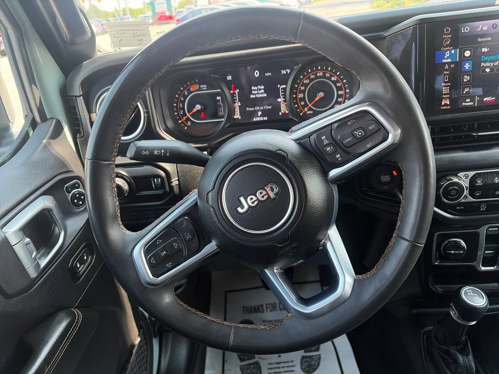 Used 2024 Jeep Wrangler Unlimited Sahara w/ Technology Group AWD/4WD image 15