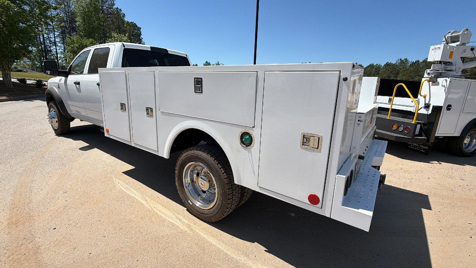 New 2026 RAM 4500 Tradesman w/ Chrome Appearance Group AWD/4WD image 10