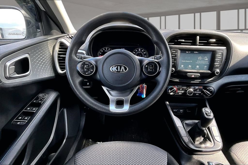Used 2021 Kia Soul LX FWD image 5