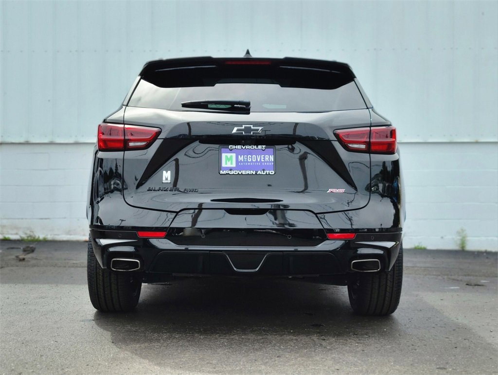 Used 2024 Chevrolet Blazer RS w/ Driver Confidence II Package image 4