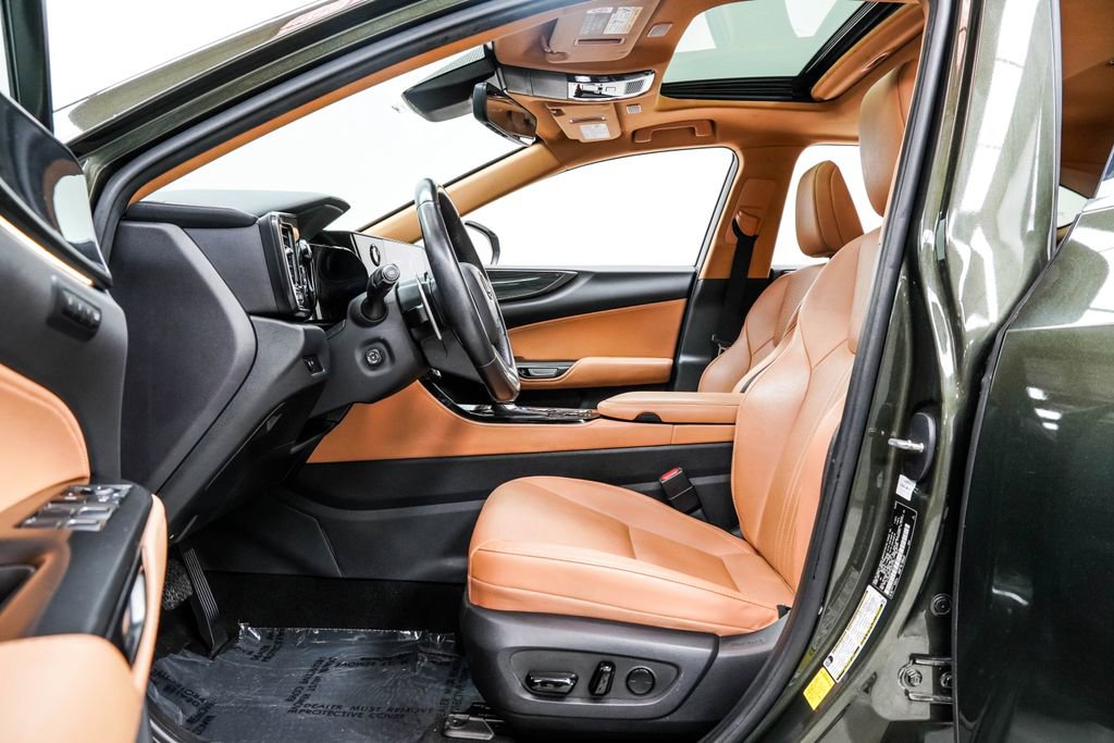 Used 2022 Lexus NX 350 AWD image 16