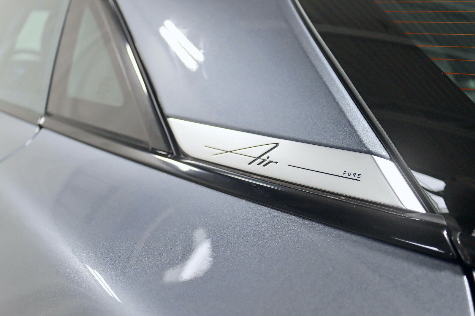 Used 2025 Lucid Air Pure image 13