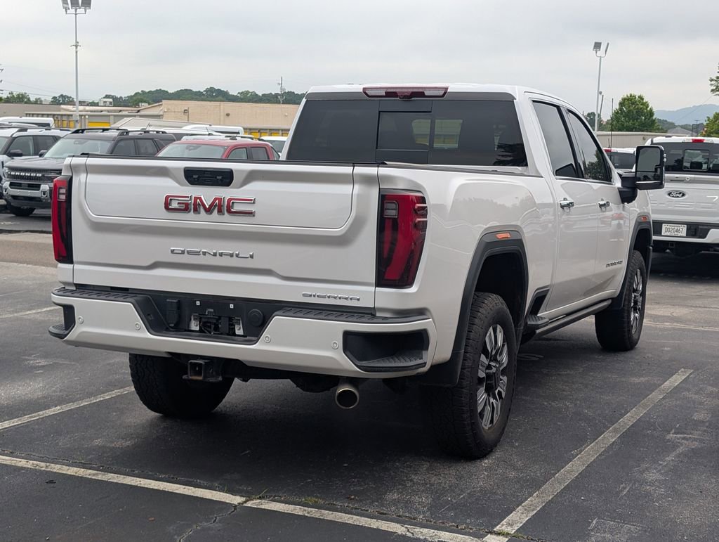 Used 2025 GMC Sierra 2500 Denali w/ Denali Reserve Package AWD/4WD image 3