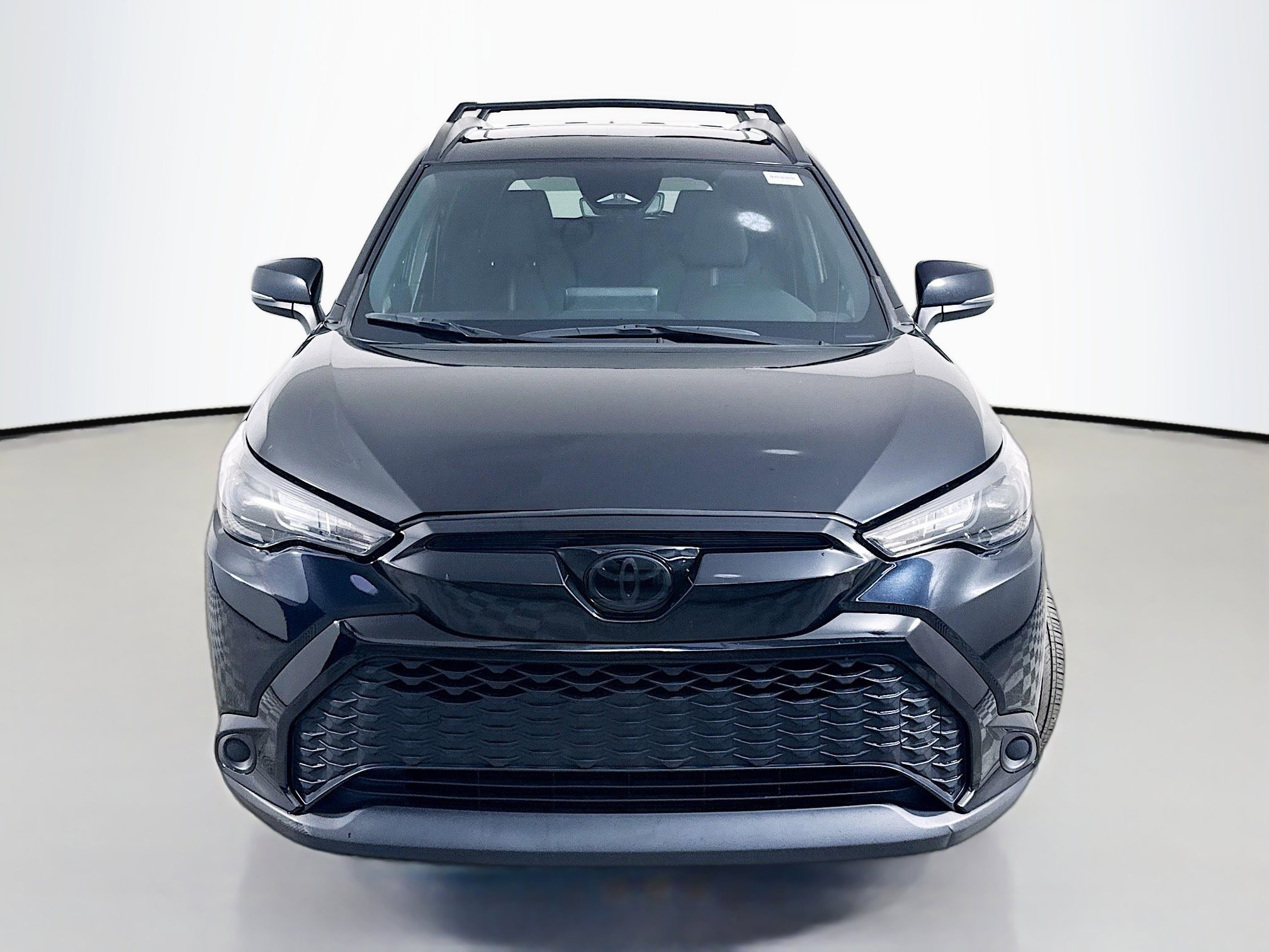 Used 2024 Toyota Corolla Cross AWD Hybrid w/ Moonroof Package video 2