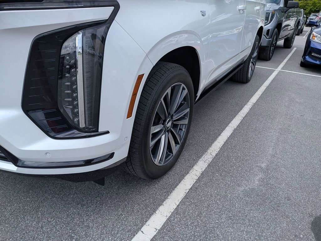 Used 2025 Cadillac Escalade Sport w/ Touring Package AWD/4WD image 3