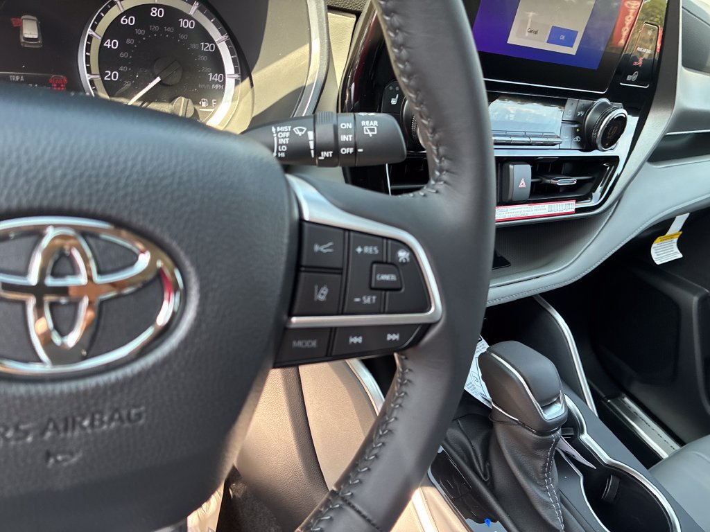 New 2026 Toyota Highlander XLE AWD/4WD image 24