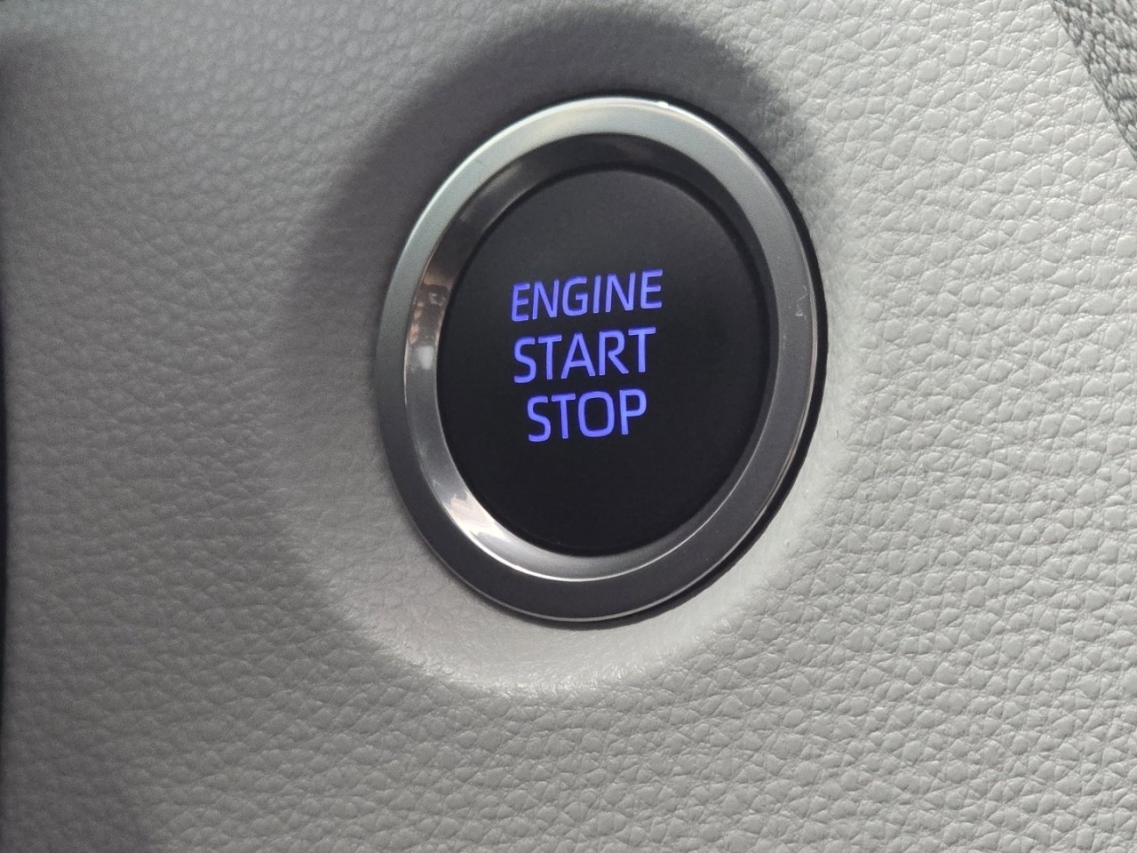 Certified 2021 Toyota Corolla SE FWD image 29