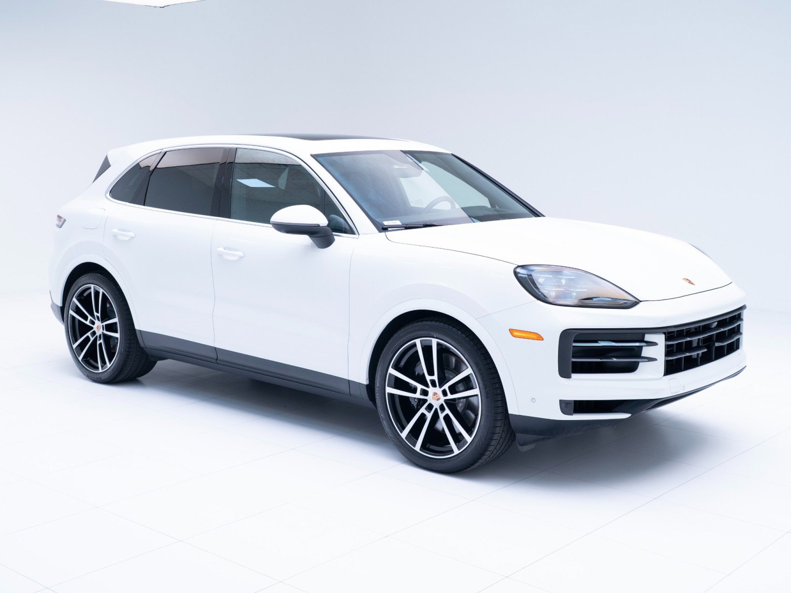 Certified 2025 Porsche Cayenne S image 7