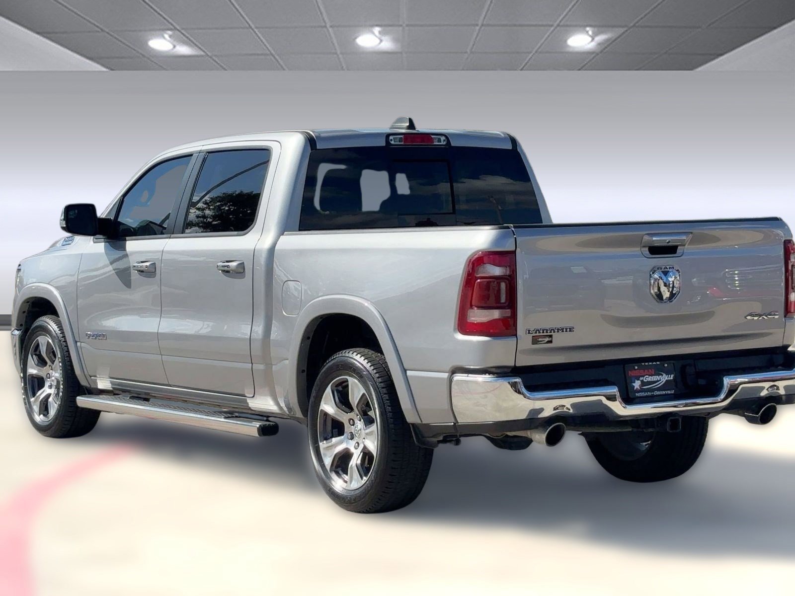 Used 2022 RAM 1500 Laramie image 3