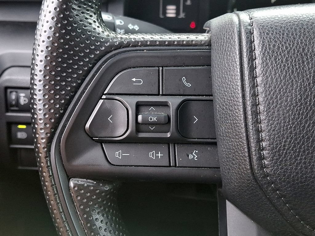 Used 2024 Toyota Tacoma SR RWD image 23