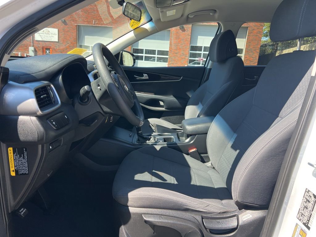 Used 2017 Kia Sorento LX image 14