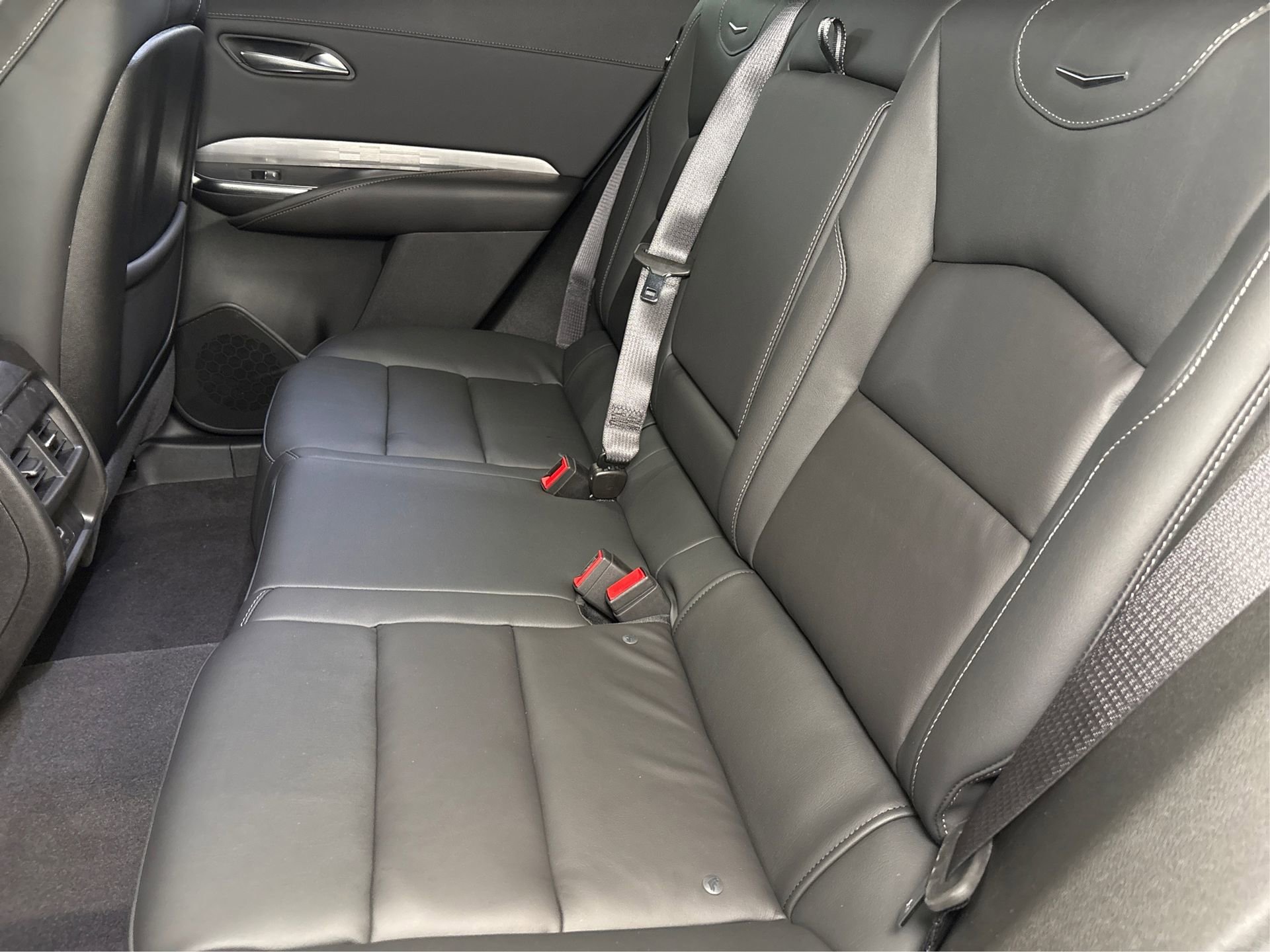 New 2025 Cadillac XT4 Premium Luxury image 10